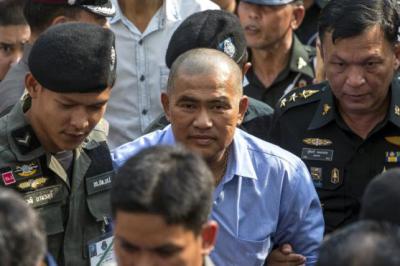 Three jailed as Thai police launch sweeping royal defamation probe
